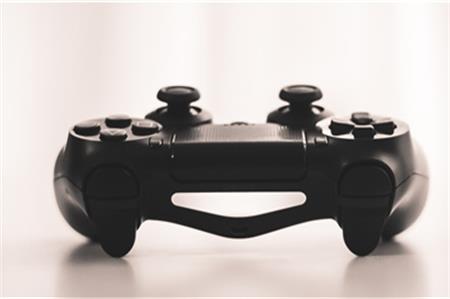 品牌定位是一場游戲，認(rèn)真你就輸了