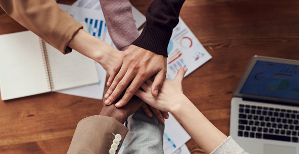 美容品牌定位公司有哪些？廣告語怎么寫？