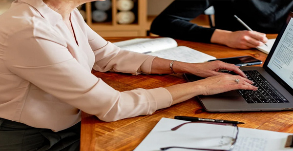 公司品牌戰(zhàn)略怎么規(guī)劃？制定考慮哪些內容？